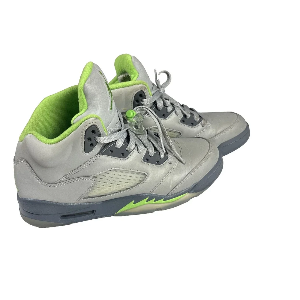 Jordan no box